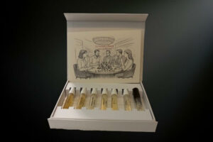 Coffert ouvert du Vestiaire Olfactive édition laureate 2025